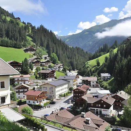 Apartment Dolomitenheim